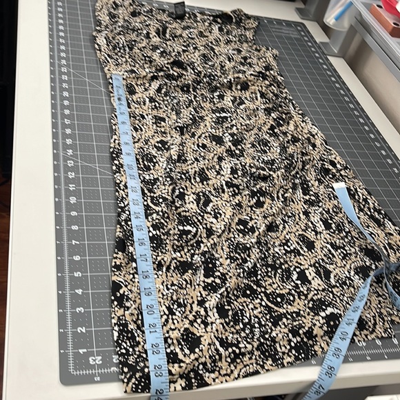 Beautiful Dress - Picture 6 of 7